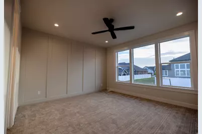 904 S 1900 W, Layton, UT 84041 - Photo 14