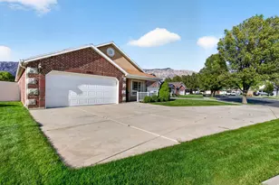 2465 N Dorchester Ave, Harrisville, UT 84414 - Photo 4