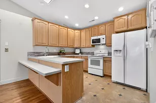 2465 N Dorchester Ave, Harrisville, UT 84414 - Photo 12