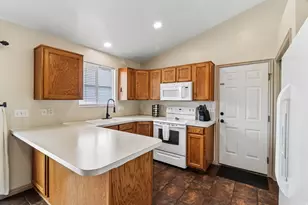 2896 W 6000 S, Roy, UT 84067 - Photo 14