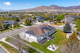 10416 N Canterbury Dr, Highland, UT 84003 - Photo 34