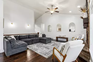10416 N Canterbury Dr, Highland, UT 84003 - Photo 8