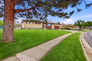 8643 S Vaquero Dr E, Sandy, UT 84094 - Photo 2