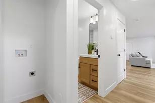 8643 S Vaquero Dr E, Sandy, UT 84094 - Photo 22