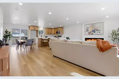 8643 S Vaquero Dr E, Sandy, UT 84094 - Photo 4