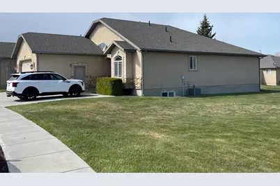 2054 Cottage Ln, Garden City, UT 84028 - Photo 1