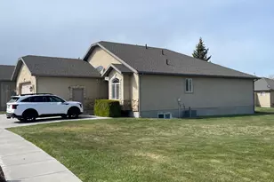 2054 Cottage Ln, Garden City, UT 84028 - Photo 1
