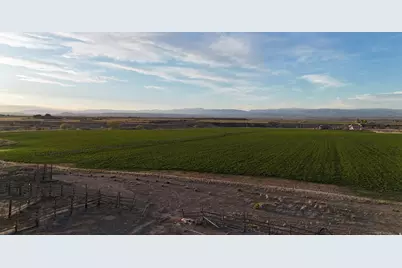 2084 W Mortensen Ln, Myton, UT 84052 - Photo 8