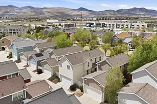 5023 W Currant Dr, South Jordan, UT 84009 - Photo 30