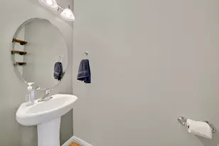 5023 W Currant Dr, South Jordan, UT 84009 - Photo 12