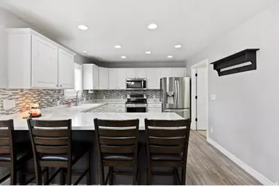 1096 S 350 E, Payson, UT 84651 - Photo 14