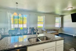 954 N Wahlen Way, Harrisville, UT 84404 - Photo 8