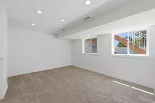 1561 W 1725 S, Woods Cross, UT 84087 - Photo 22