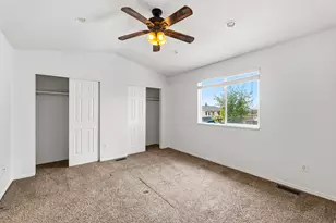 1561 W 1725 S, Woods Cross, UT 84087 - Photo 16