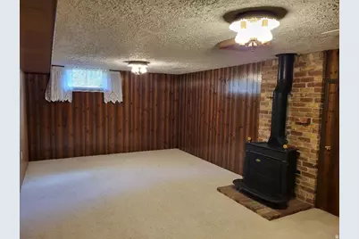 1358 Cross St, Ogden, UT 84404 - Photo 18