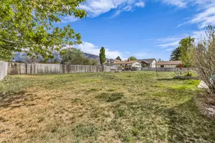 10705 S 300 E, Sandy, UT 84070 - Photo 46