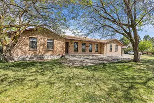 10705 S 300 E, Sandy, UT 84070 - Photo 2