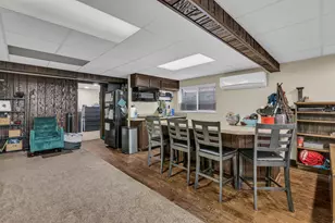 10705 S 300 E, Sandy, UT 84070 - Photo 32