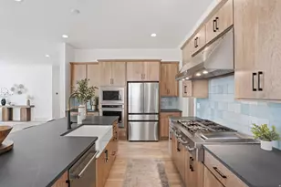 5872 N Valley View Rd W, Lehi, UT 84043 - Photo 16