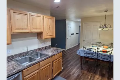 8198 N Cedar Springs Rd E #APT 5, Eagle Mountain, UT 84005 - Photo 8
