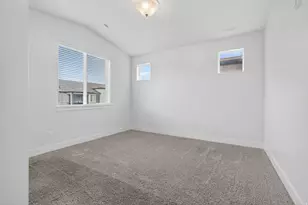 698 N 380 W, Vineyard, UT 84059 - Photo 12