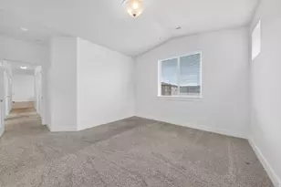 698 N 380 W, Vineyard, UT 84059 - Photo 14