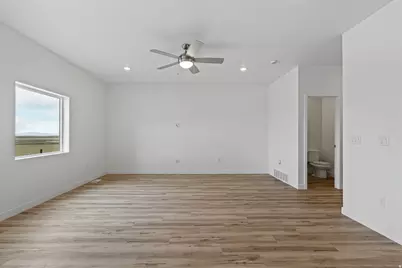 1143 Vegas St W, Grantsville, UT 84029 - Photo 18