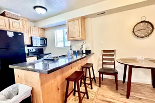 929 Harbor Village, Garden City, UT 84028 - Photo 2
