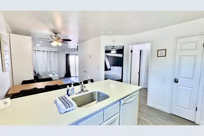 929 Harbor Vlg #220, Garden City, UT 84028 - Photo 4