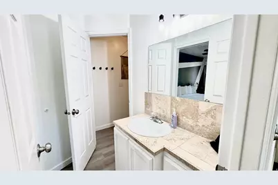 929 Harbor Vlg #220, Garden City, UT 84028 - Photo 6