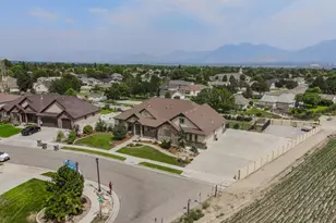 9987 S Congressional Way, South Jordan, UT 84095 - Photo 2
