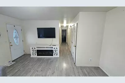 358 W Lakewood Dr, Provo, UT 84601 - Photo 8