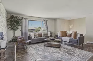 837 E Carnation Dr, Sandy, UT 84094 - Photo 10