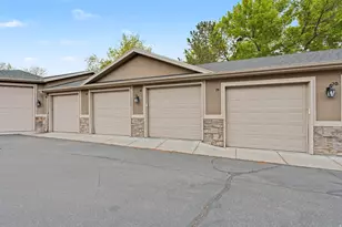 861 S Main St, Layton, UT 84041 - Photo 16