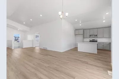 1423 N Harper Way #219, Tooele, UT 84074 - Photo 4