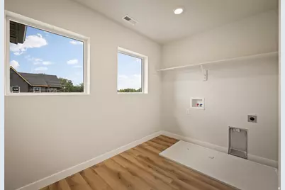 1077 W Linden Ln S #29, Woods Cross, UT 84087 - Photo 10