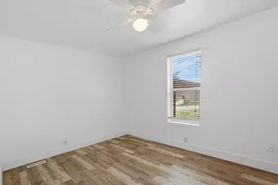 2875 N Hillfield Rd #111, Layton, UT 84041 - Photo 20