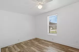 2875 N Hillfield Rd, Layton, UT 84041 - Photo 20
