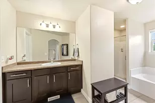 1823 W 2300 S, Woods Cross, UT 84087 - Photo 16