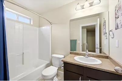 1823 W 2300 S, Woods Cross, UT 84087 - Photo 18