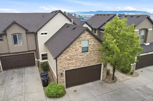1823 W 2300 S, Woods Cross, UT 84087 - Photo 2
