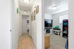 756 E 400 N, Roosevelt, UT 84066 - Photo 16
