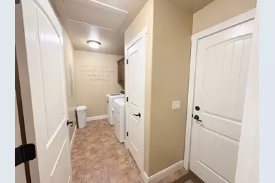 3038 N 3325 Mdw W, Plain City, UT 84404 - Photo 8