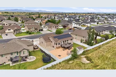 3038 N 3325 W, Plain City, UT 84404 - Photo 10