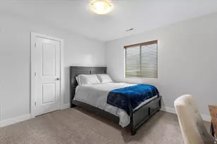 978 S 190 W, Orem, UT 84058 - Photo 20