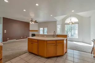 1089 W Tithing Hill Pl Pl S, Riverton, UT 84065 - Photo 4