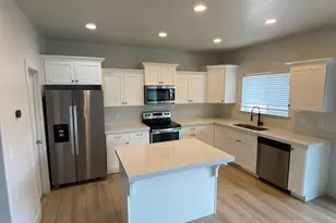 286 N 460 E, Vineyard, UT 84059 - Photo 4