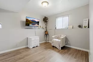 5867 S 2900 W, Roy, UT 84067 - Photo 18