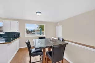 7670 S 1000 E, Midvale, UT 84047 - Photo 10