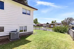 21 Quebec Cir, Tooele, UT 84074 - Photo 28
